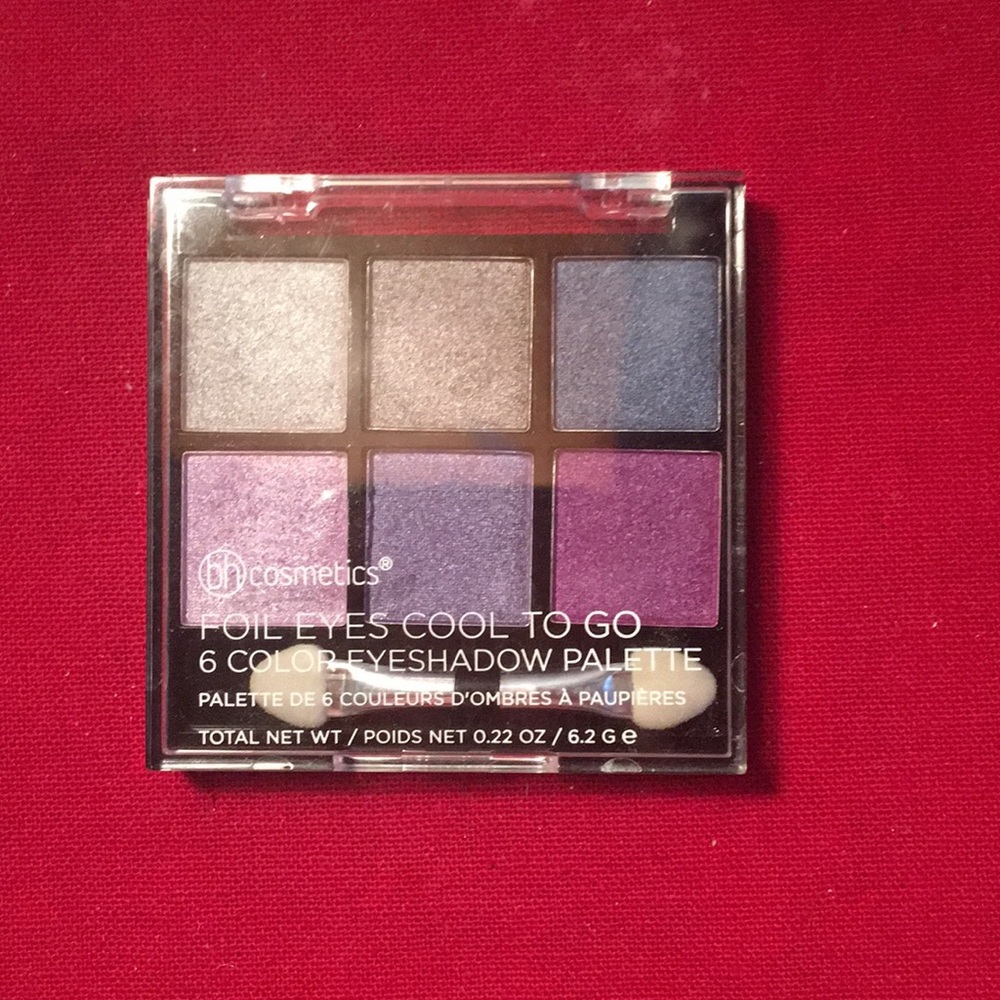 🔶SOLD🔶 Foil Eyes Cool To Go!